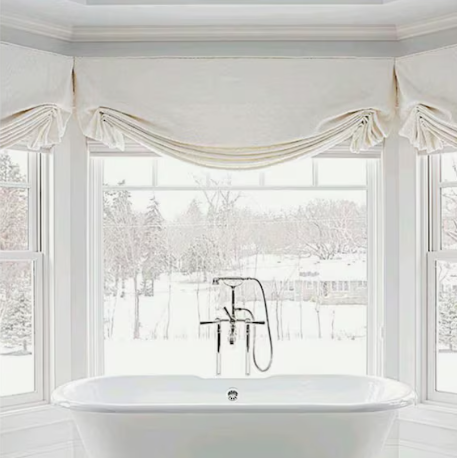 นอกภูเขาที่ผ่อนคลายสีโรมัน