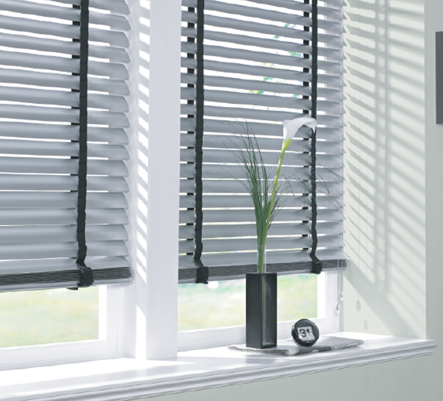 Mini Manual Aluminum Venetian Blinds แนวนอน