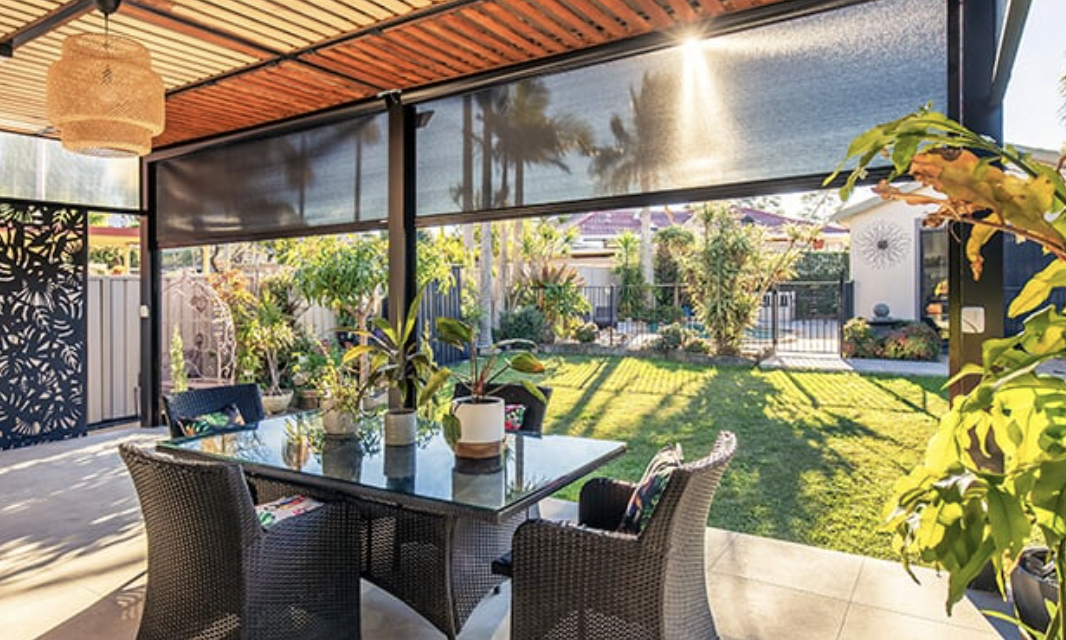 ม่านม้วนลาน